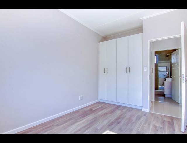1 BEDROOM APARTMENT RENTED IN BRYANSTON
